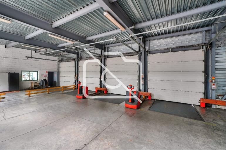 Entrepôt à louer à Villeparisis - 3 668 m²