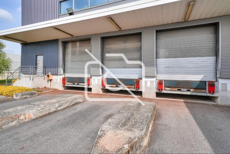 Entrepôt à louer à Villeparisis - 3 668 m²