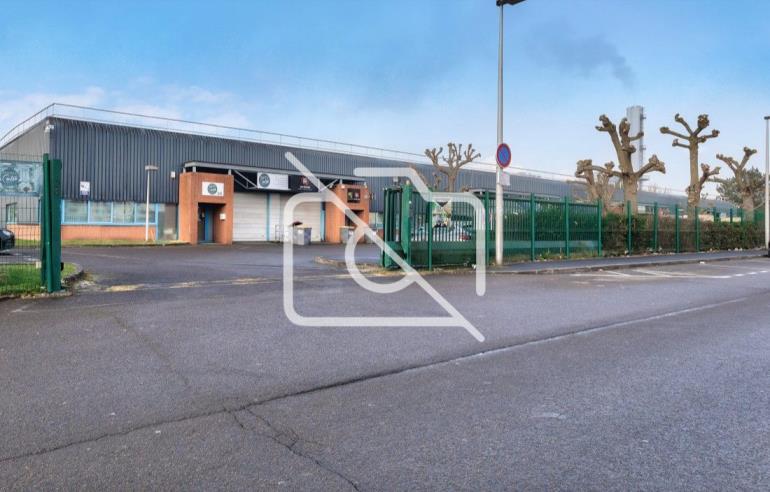Entrepôt à louer à Villepinte - 495 m²