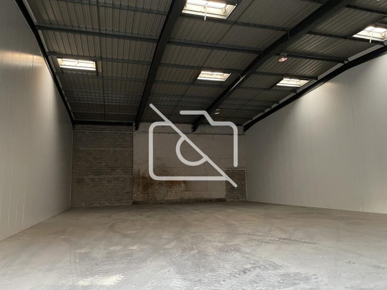 Entrepôt à louer à Meaux - 1 100 m²