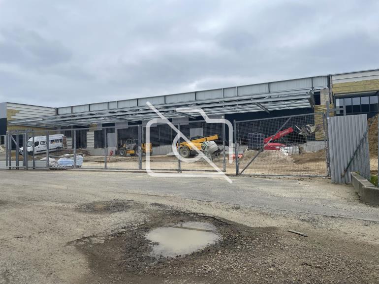 Entrepôt à louer à Bussy-Saint-Georges - 2 300 m²