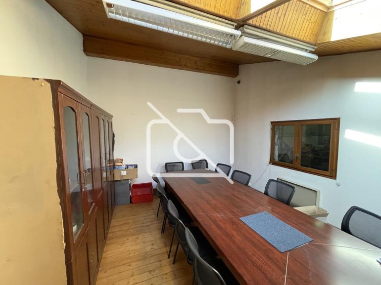 Entrepôt à louer à Bobigny - 949 m²