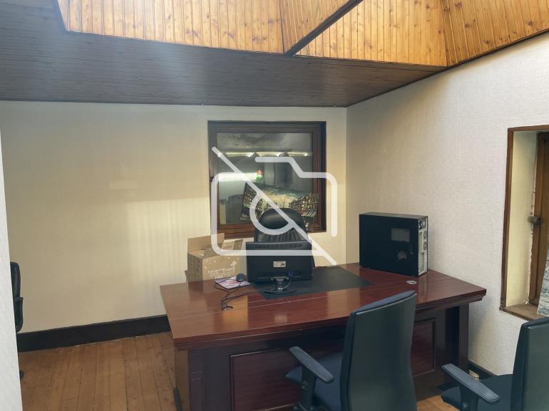 Entrepôt à louer à Bobigny - 949 m²