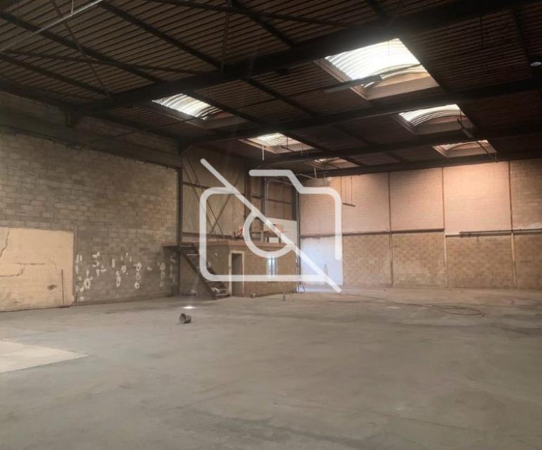 Entrepôt à louer à Pavillons-sous-Bois - 540 m²