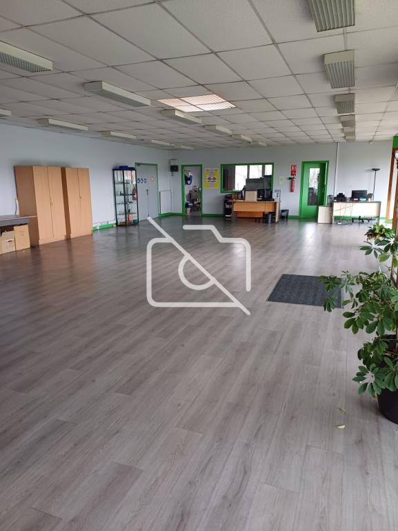 Entrepôt à vendre à Meaux - 2 290 m²