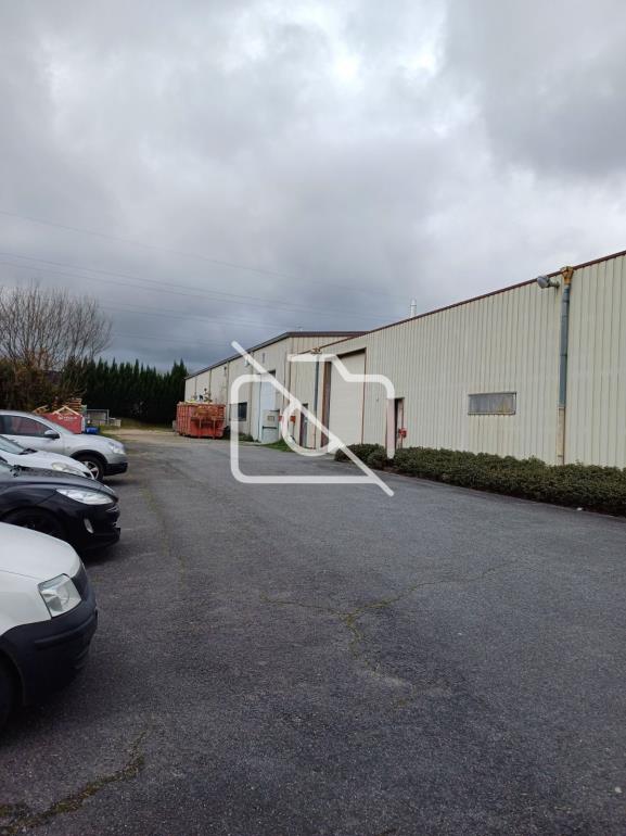 Entrepôt à vendre à Meaux - 2 290 m²