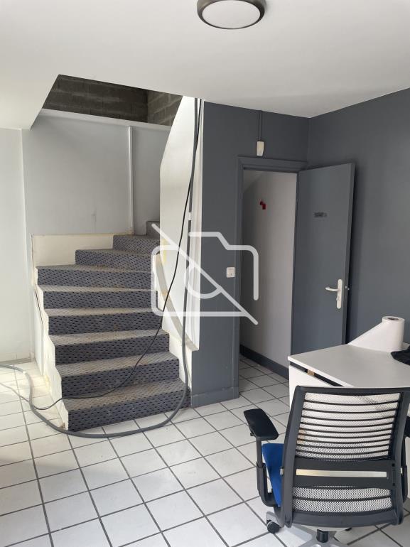 Entrepôt à louer à Savigny-sur-Orge - 630 m²