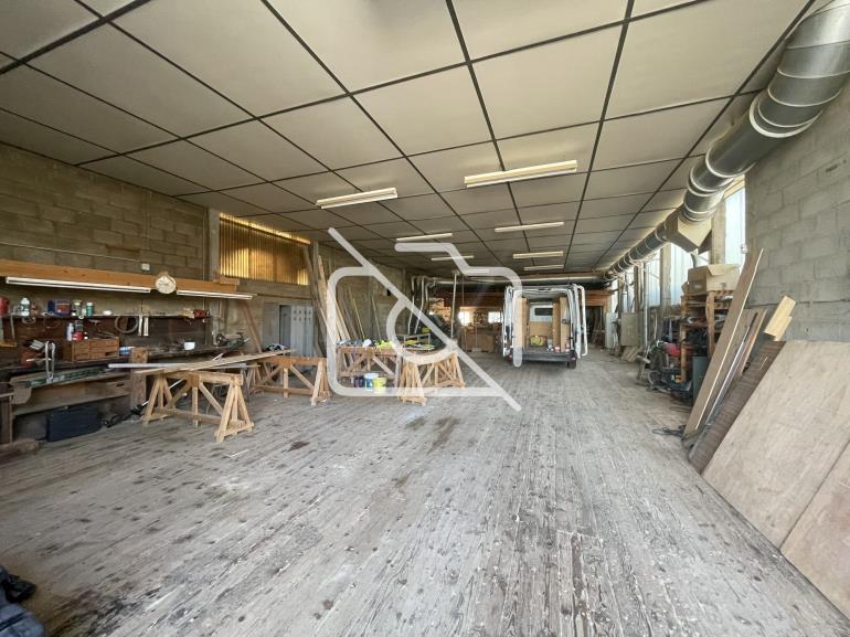 Entrepôt à vendre à Draveil - 510 m²