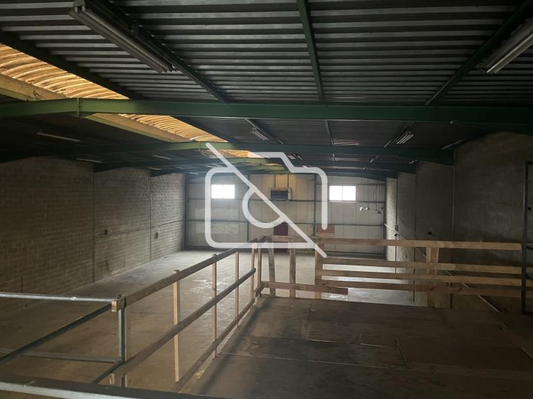 Entrepôt à louer à Wissous - 560 m²