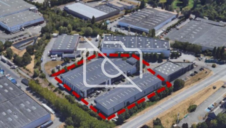 Entrepôt à louer à Élancourt - 382 m²