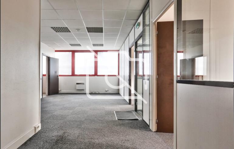 Entrepôt à louer à Villebon-sur-Yvette - 567 m²