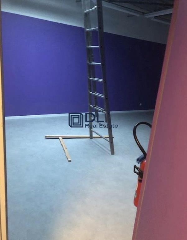 Entrepôt à vendre à Rambouillet - 0 m²