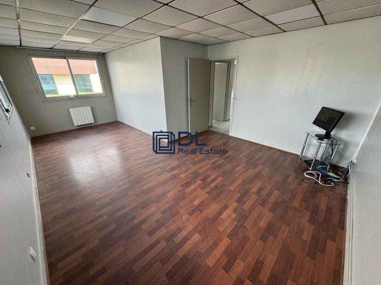 Entrepôt à louer à Viry-Châtillon - 1 450 m²