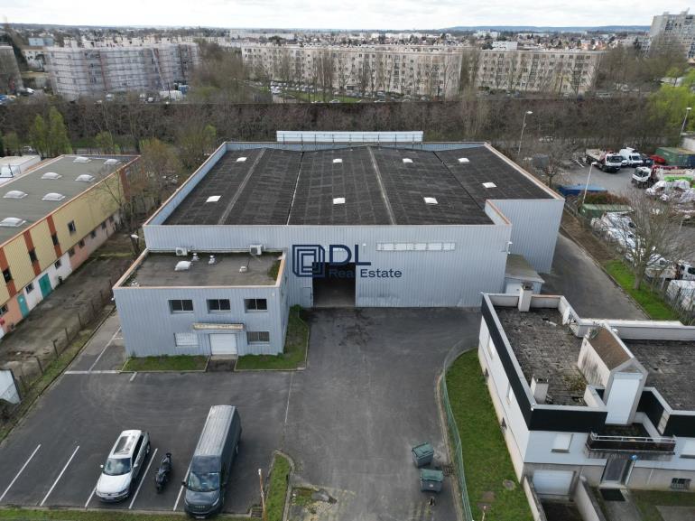 Entrepôt à louer à Viry-Châtillon - 1 450 m²