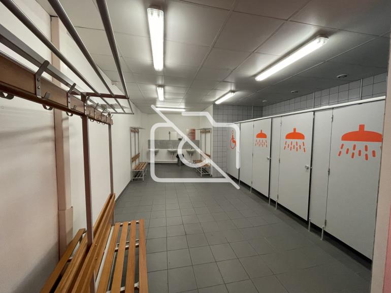 Entrepôt à vendre à Bondoufle - 795 m²