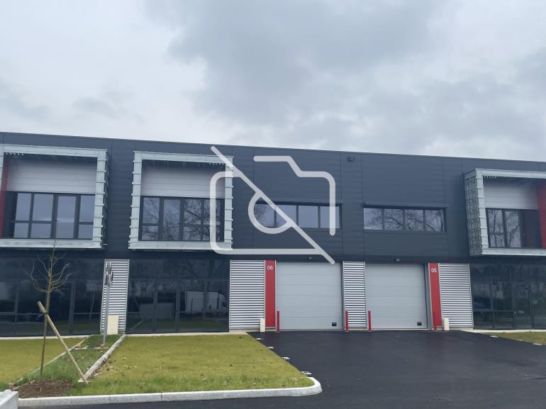 Entrepôt à louer à Bondoufle - 7 560 m²