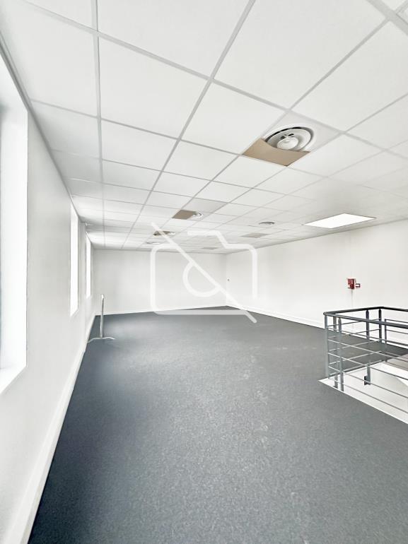 Entrepôt à louer à Bonneuil-sur-Marne - 370 m²