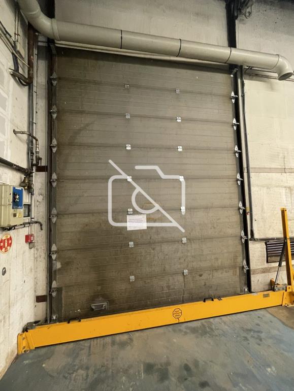 Entrepôt à vendre à Clayes-sous-Bois - 2 975 m²