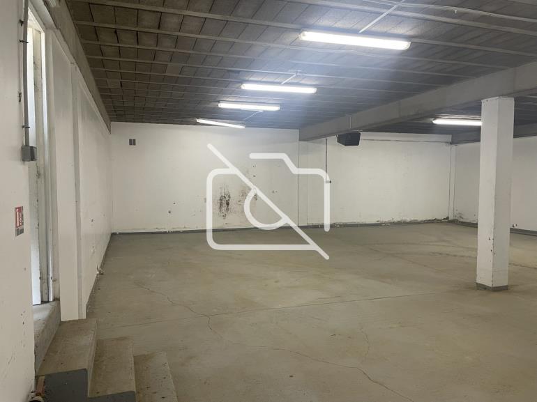 Entrepôt à louer à Croissy-Beaubourg - 657 m²