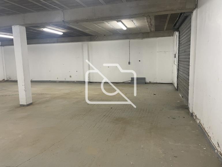 Entrepôt à louer à Croissy-Beaubourg - 657 m²