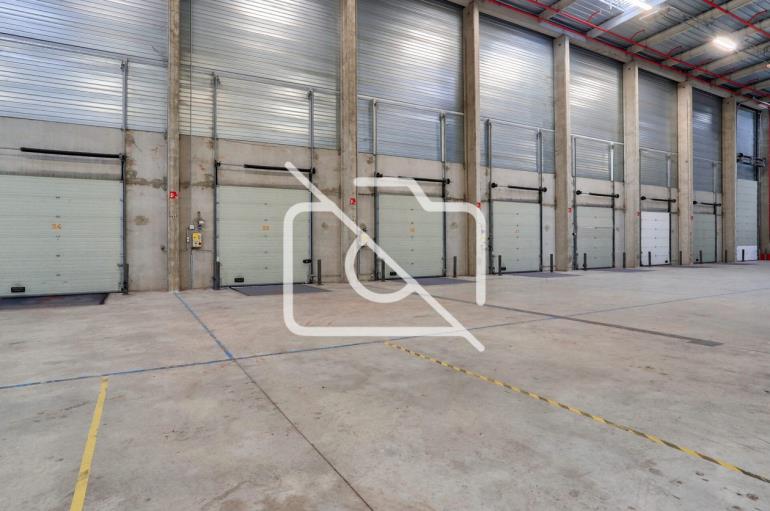 Entrepôt à louer à Gargenville - 8 495 m²