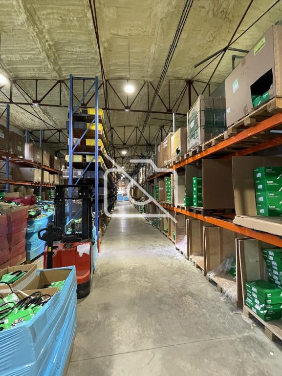Entrepôt à vendre à Bazainville - 1 000 m²
