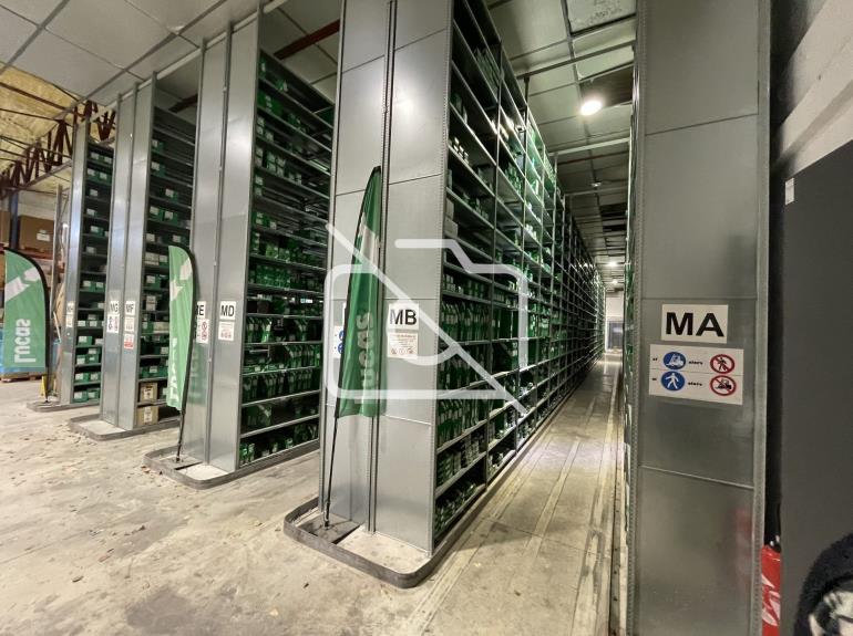 Entrepôt à vendre à Bazainville - 1 000 m²
