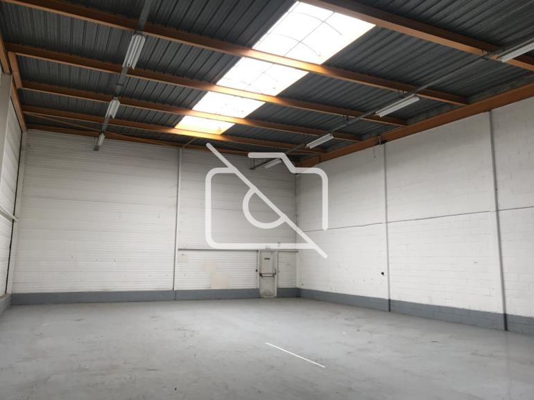 Entrepôt à louer à Wissous - 515 m²