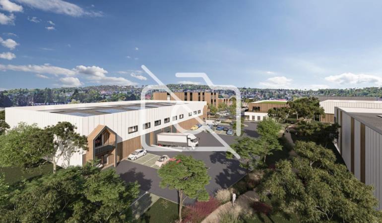 Entrepôt à vendre à Ézanville - 4 457 m²
