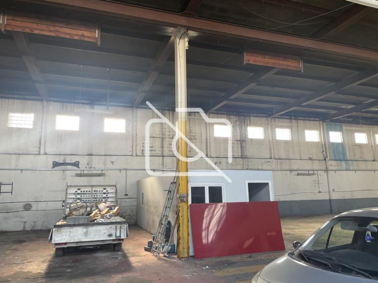 Entrepôt à louer à Bobigny - 1 000 m²
