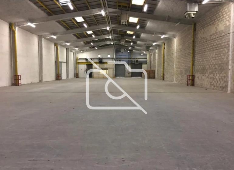 Entrepôt à louer à Garges-lès-Gonesse - 750 m²