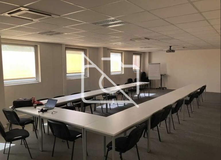 Entrepôt à louer à Roissy-en-France - 3 825 m²
