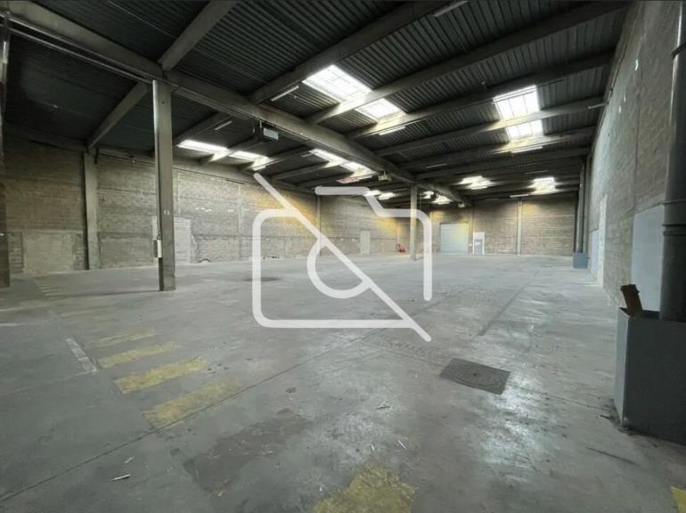 Entrepôt à louer à Goussainville - 1 340 m²