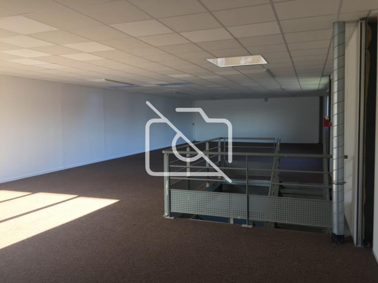Entrepôt à louer à Morangis - 607 m²