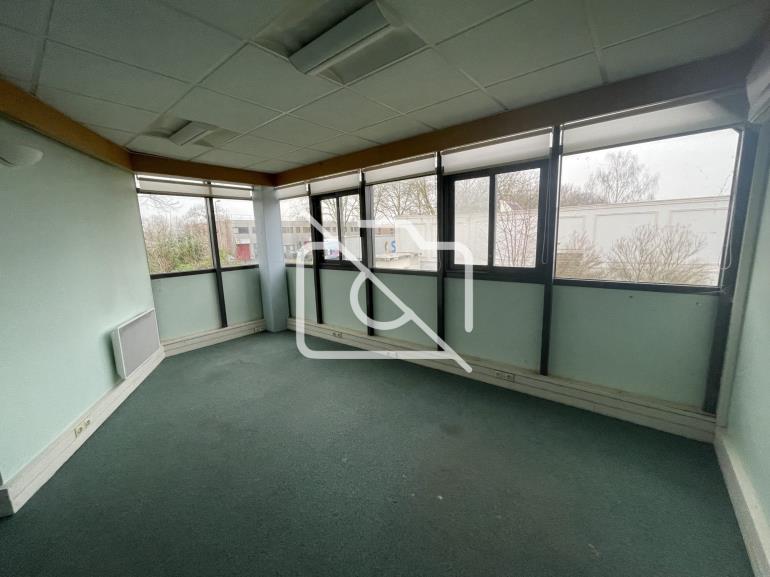 Entrepôt à louer à Bondoufle - 520 m²