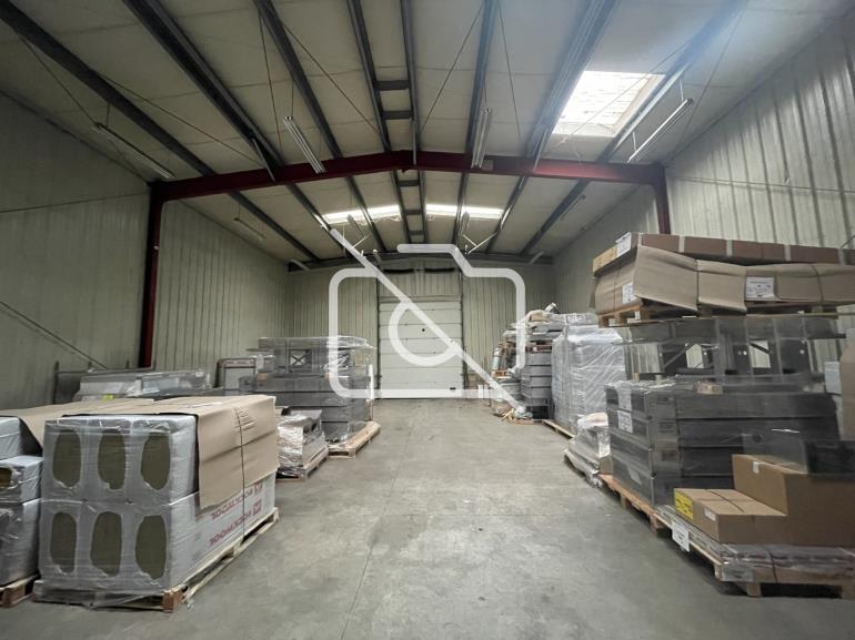 Entrepôt à louer à Bondoufle - 520 m²