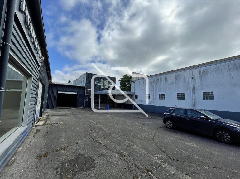 Entrepôt à vendre à Jouy-en-Josas - 640 m²