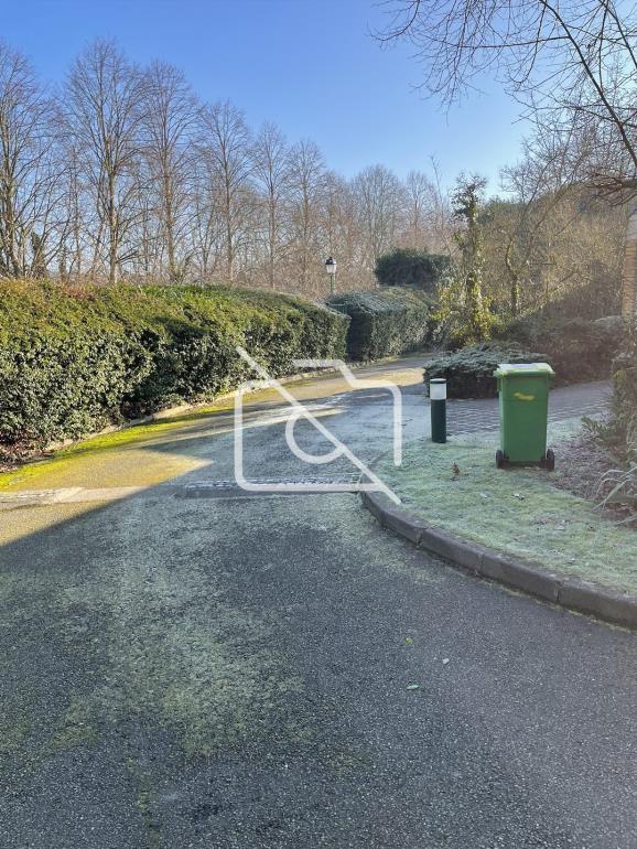 Entrepôt à louer à Saint-Germain-de-la-Grange - 225 m²