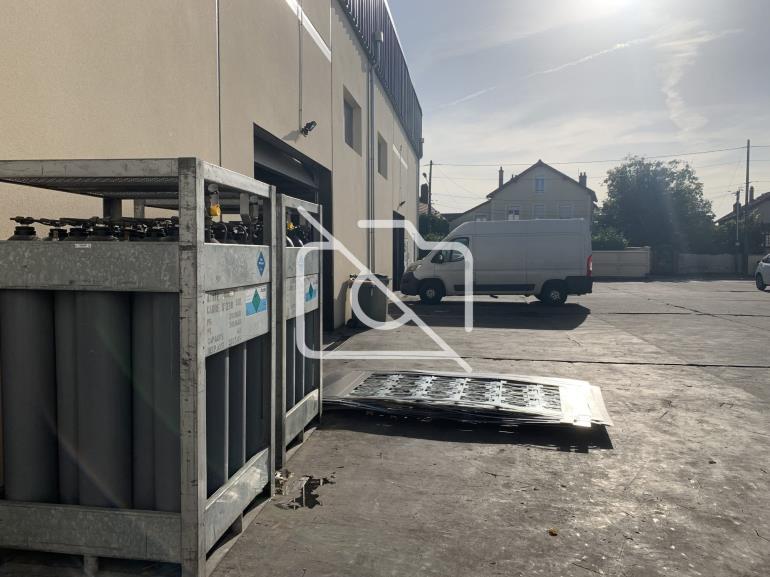 Entrepôt à vendre à Morsang-sur-Orge - 1 233 m²