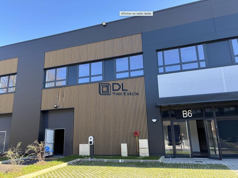 Entrepôt à louer à Trappes - 450 m²