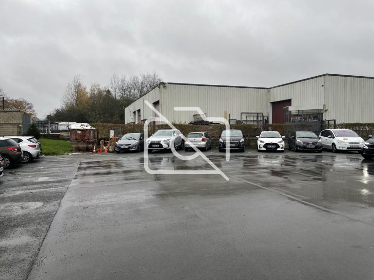Entrepôt à louer à Ozoir-la-Ferrière - 410 m²