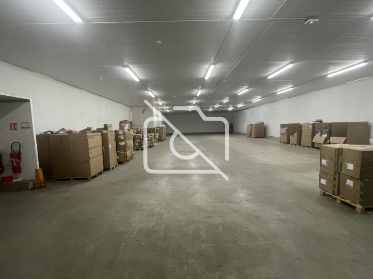 Entrepôt à louer à Meaux - 2 000 m²