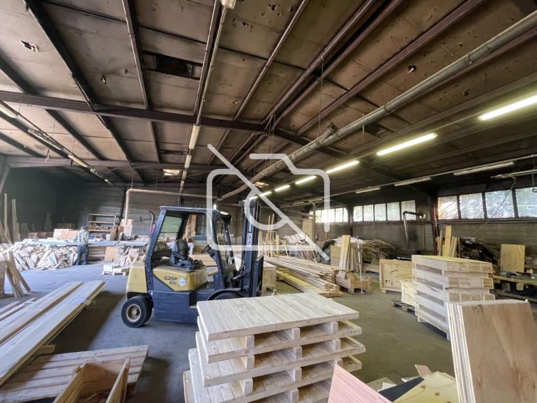 Entrepôt à vendre à Ballainvilliers - 1 000 m²