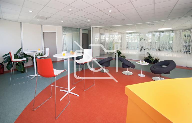 Entrepôt à vendre à Ris-Orangis - 1 500 m²