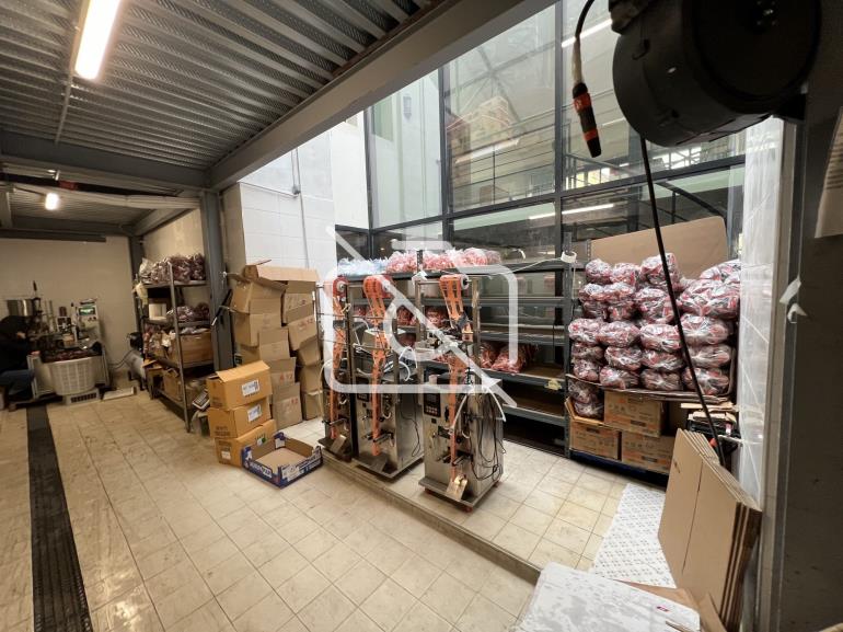 Entrepôt à vendre à Champigny-sur-Marne - 673 m²