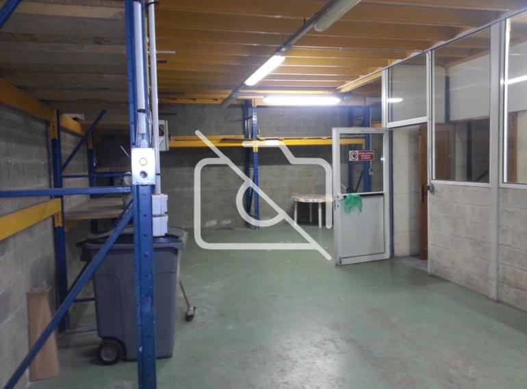 Entrepôt à vendre à Montgeron - 269 m²