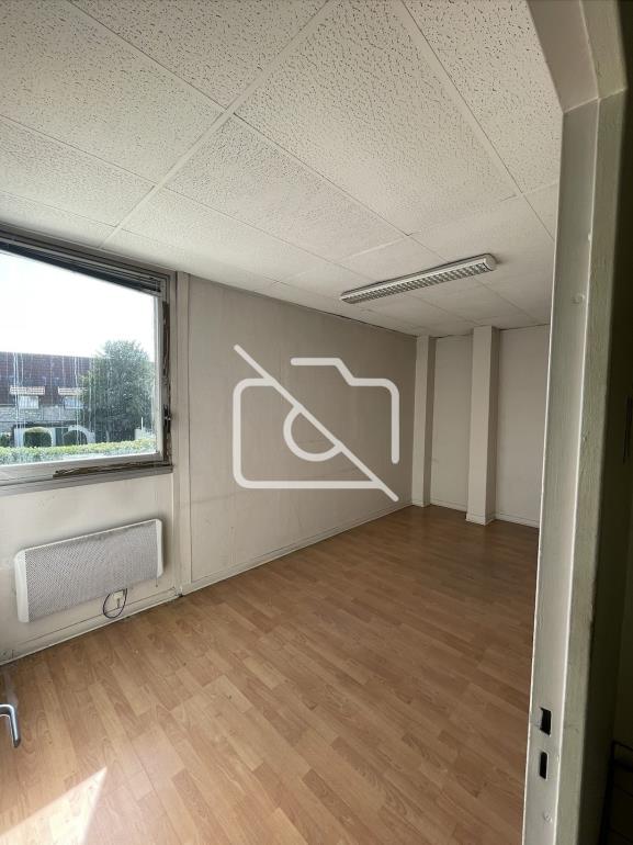 Entrepôt à vendre à Plaisir - 1 664 m²