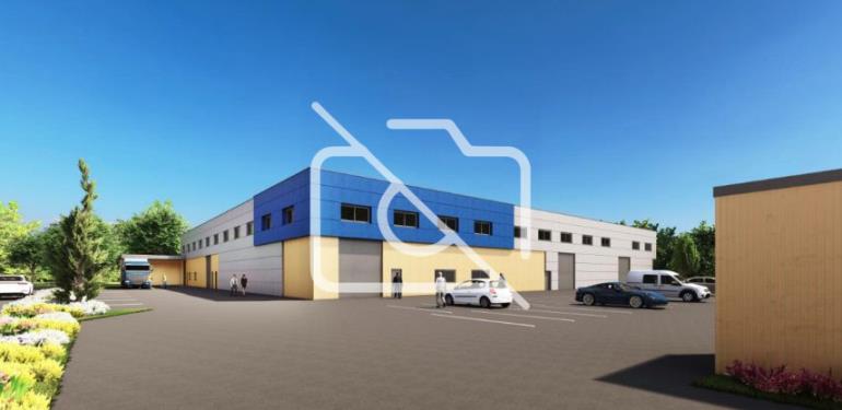 Entrepôt à vendre à Persan - 3 800 m²