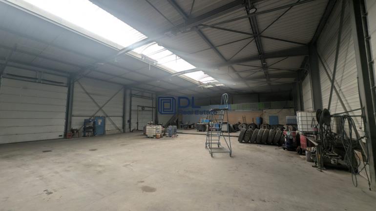 Entrepôt à vendre à Claye-Souilly - 800 m²