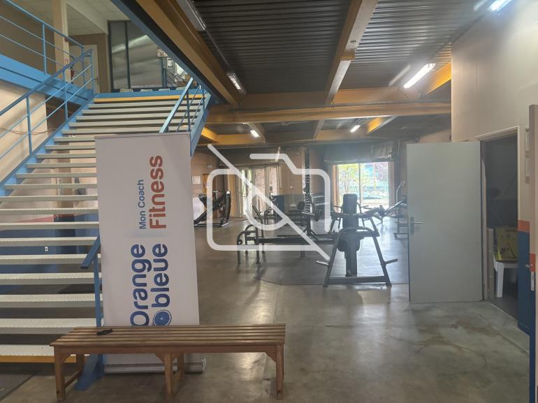Entrepôt à louer à Boissy-Saint-Léger - 1 200 m²